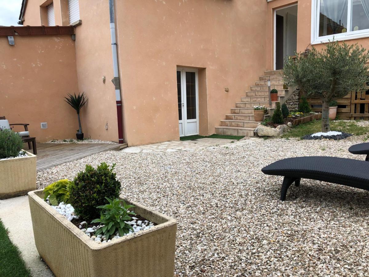 Maison D Helene Villy  Exterior foto